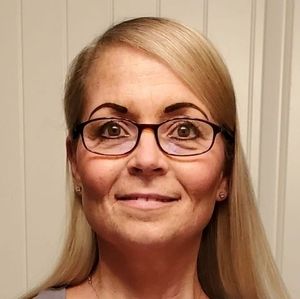 Meet your Posher, Angie